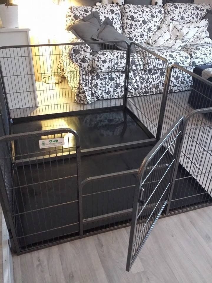 Vi har de ORGINALE Crufts grindene i 60, 70 og 90 cm høyde. De kommer som enkle eller doble grinder og det er enkelt å bygge ut etter eget ønske og behov.